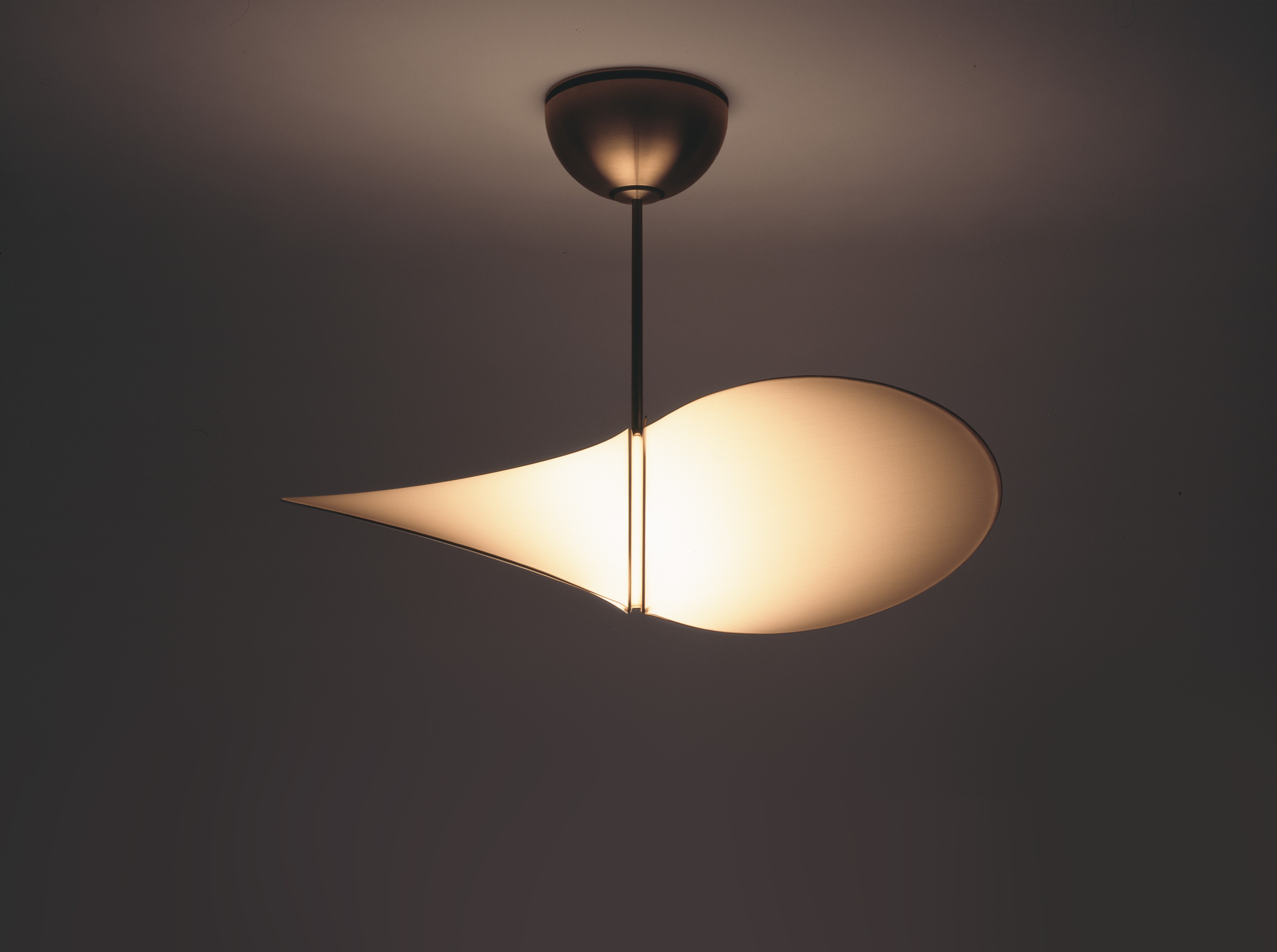 PROPELLER Serein Lighting mit Smart-Leuchtmittel RGB PROPELLER Serein Lighting mit Smart-Leuchtmittel RGB